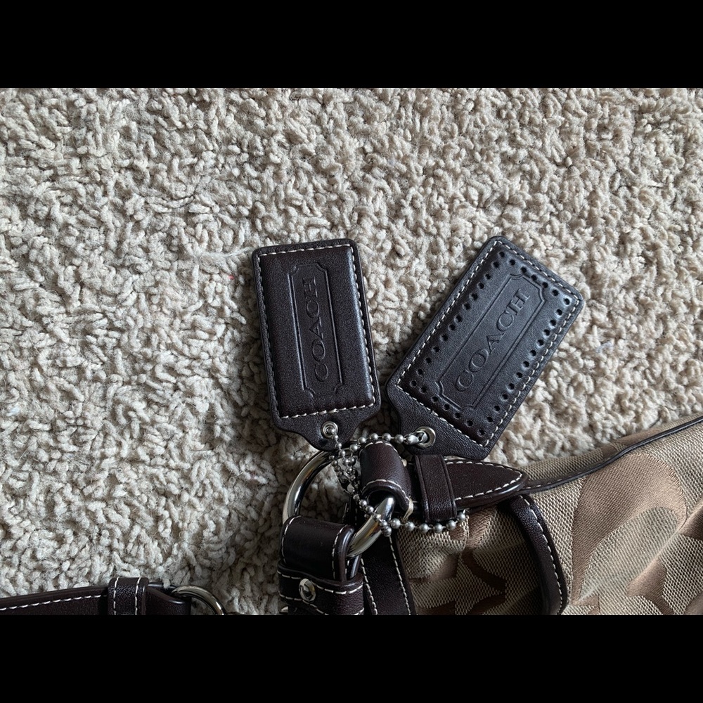 Coach purse - Picture 3 of 8